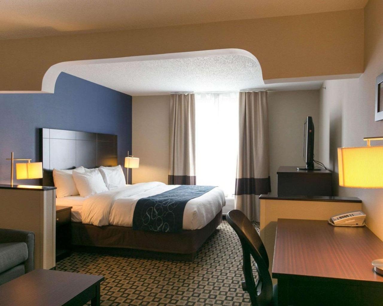 Comfort Suites Benton Harbor - St Joseph מראה חיצוני תמונה