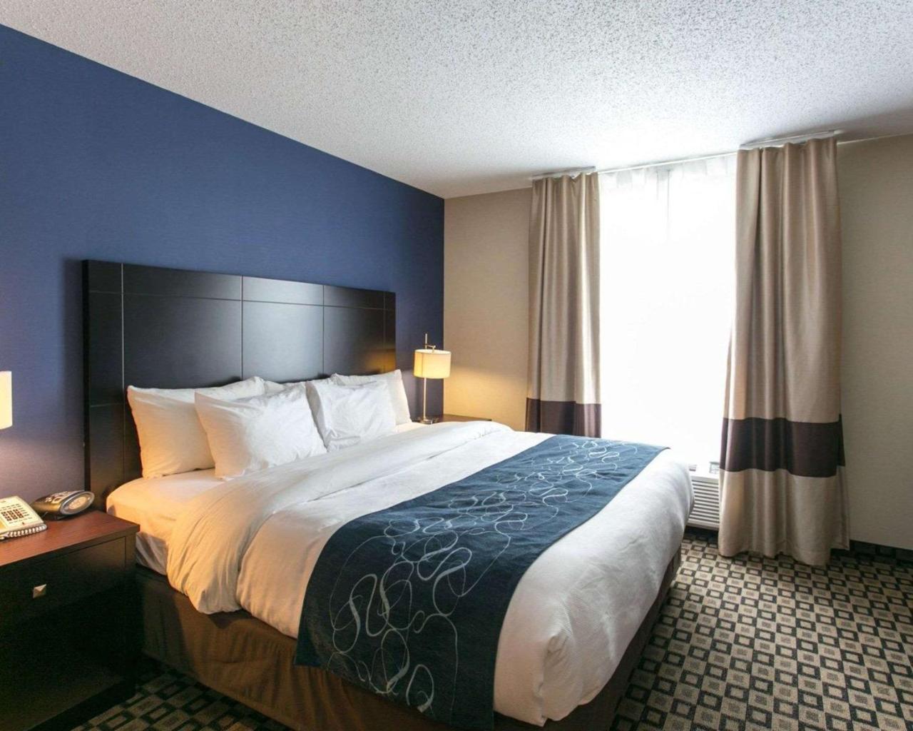 Comfort Suites Benton Harbor - St Joseph מראה חיצוני תמונה